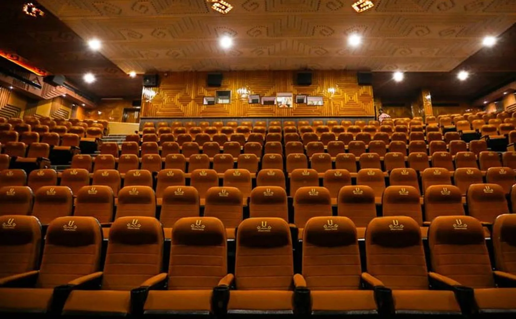 Popular udhayam cinemas theater to close in Chennai