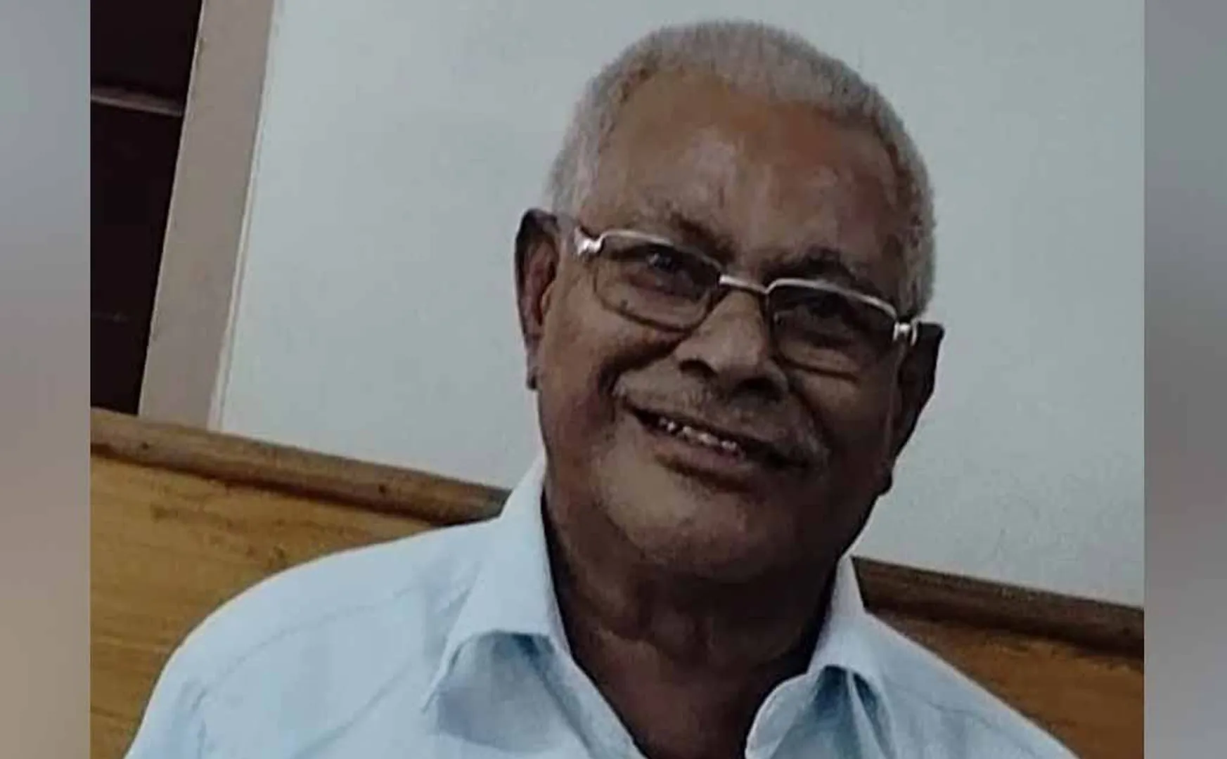 2 years rigorous imprisonment for bribe Revenue Commissioner