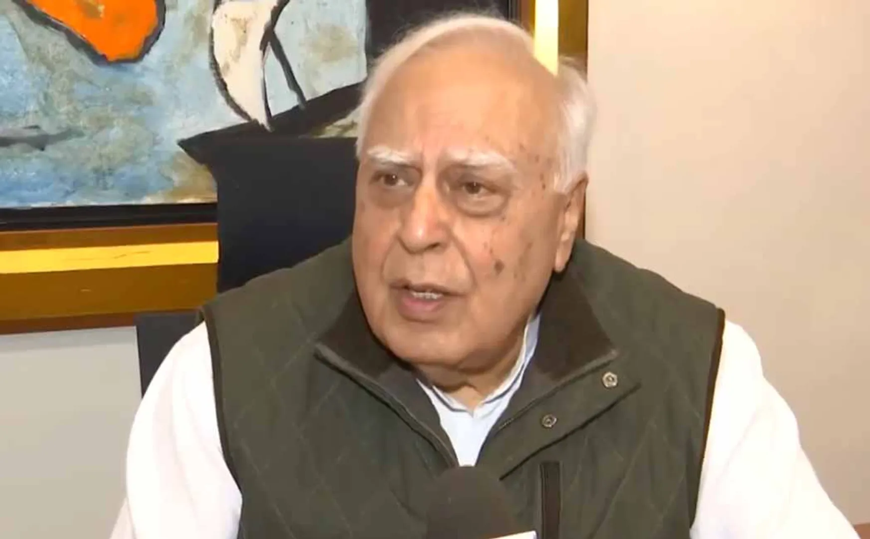 Election Deed Judgment Corruption in front of PM Modi eyes Kapil Sibal