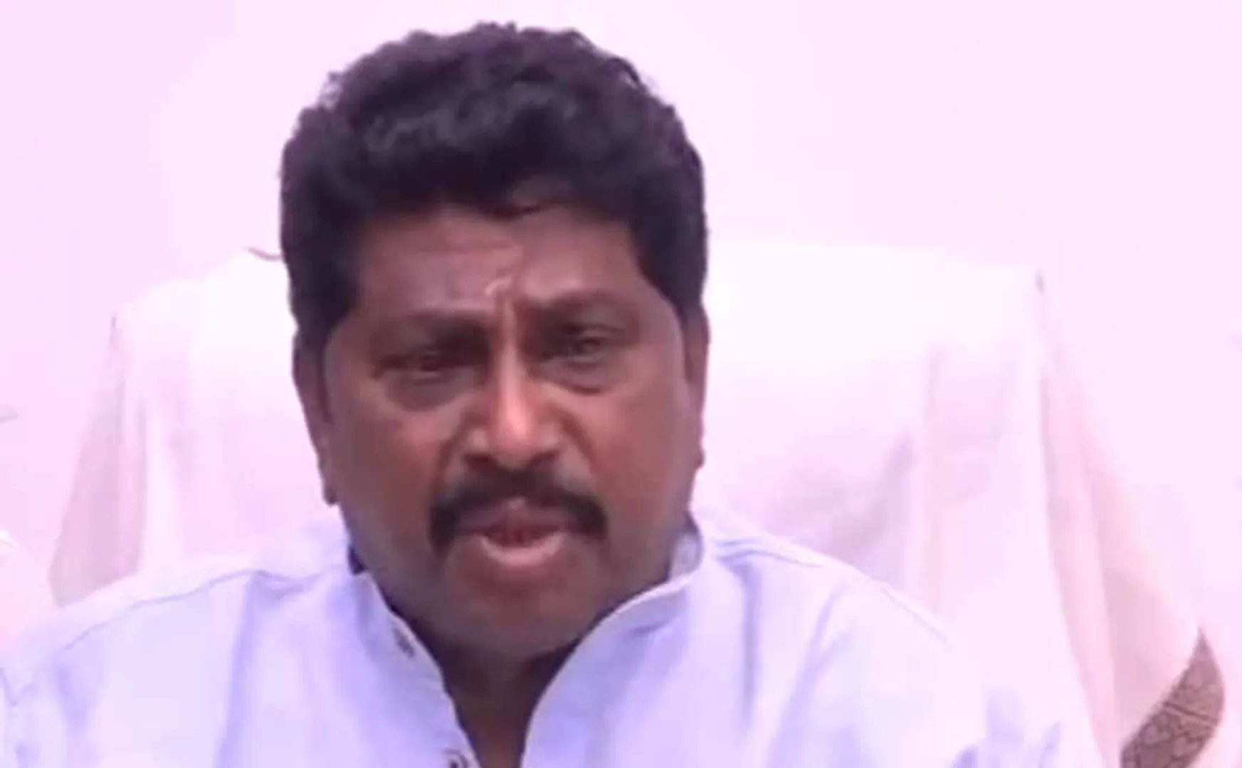 ADMK exexecutive challenged EPS