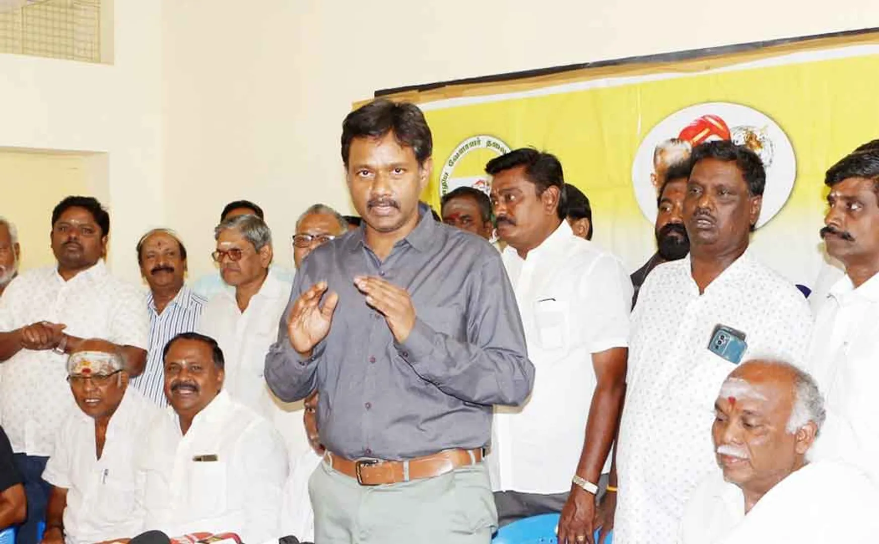 Unless CM condemns aRasa, we will not field DMK in the elections says  V.J. Senthil Pillai