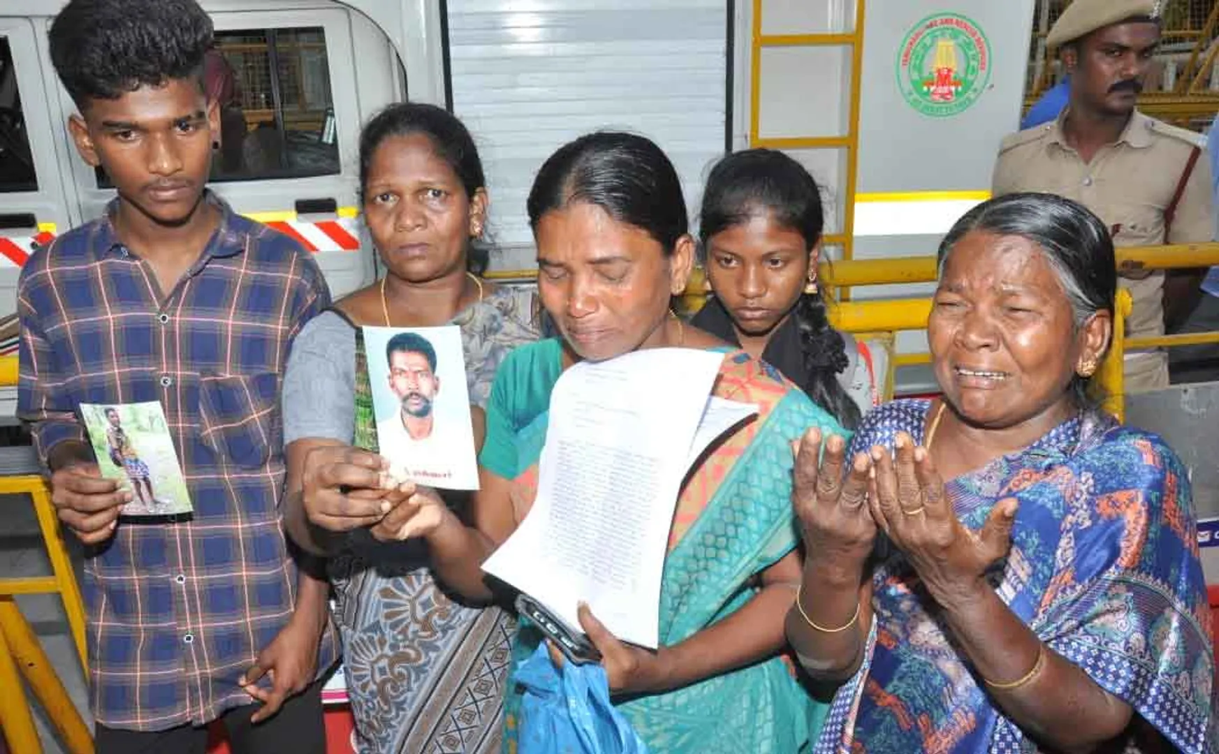  The woman came to the chief minister's special unit for justice
