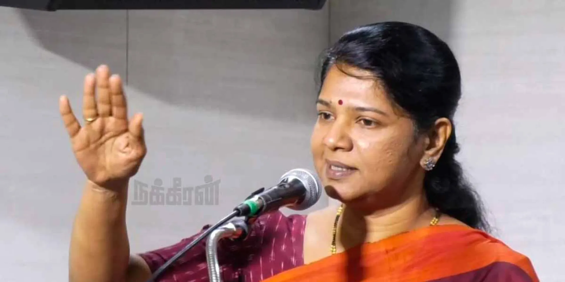 "Edappadi Palaniswami does not know how to govern" - Kanimozhi interview