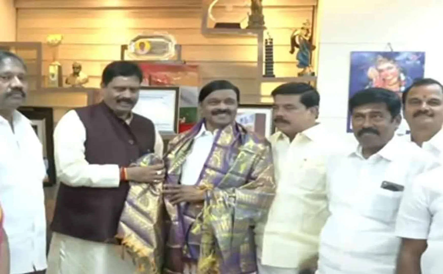 BJP started negotiations with alliance parties in Tamil Nadu
