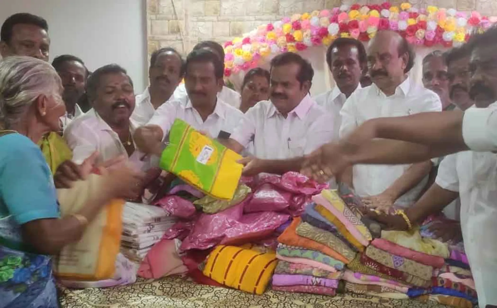 Welfare assistance on the occasion of Jayalalitha birthday in Trichy