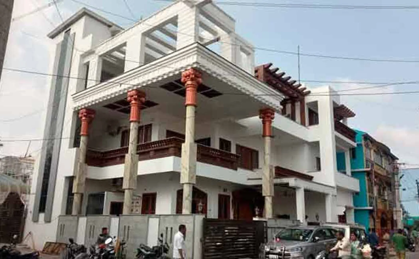 Former ADMK MLA Seizure of documents at home  Anti Corruption Bureau 