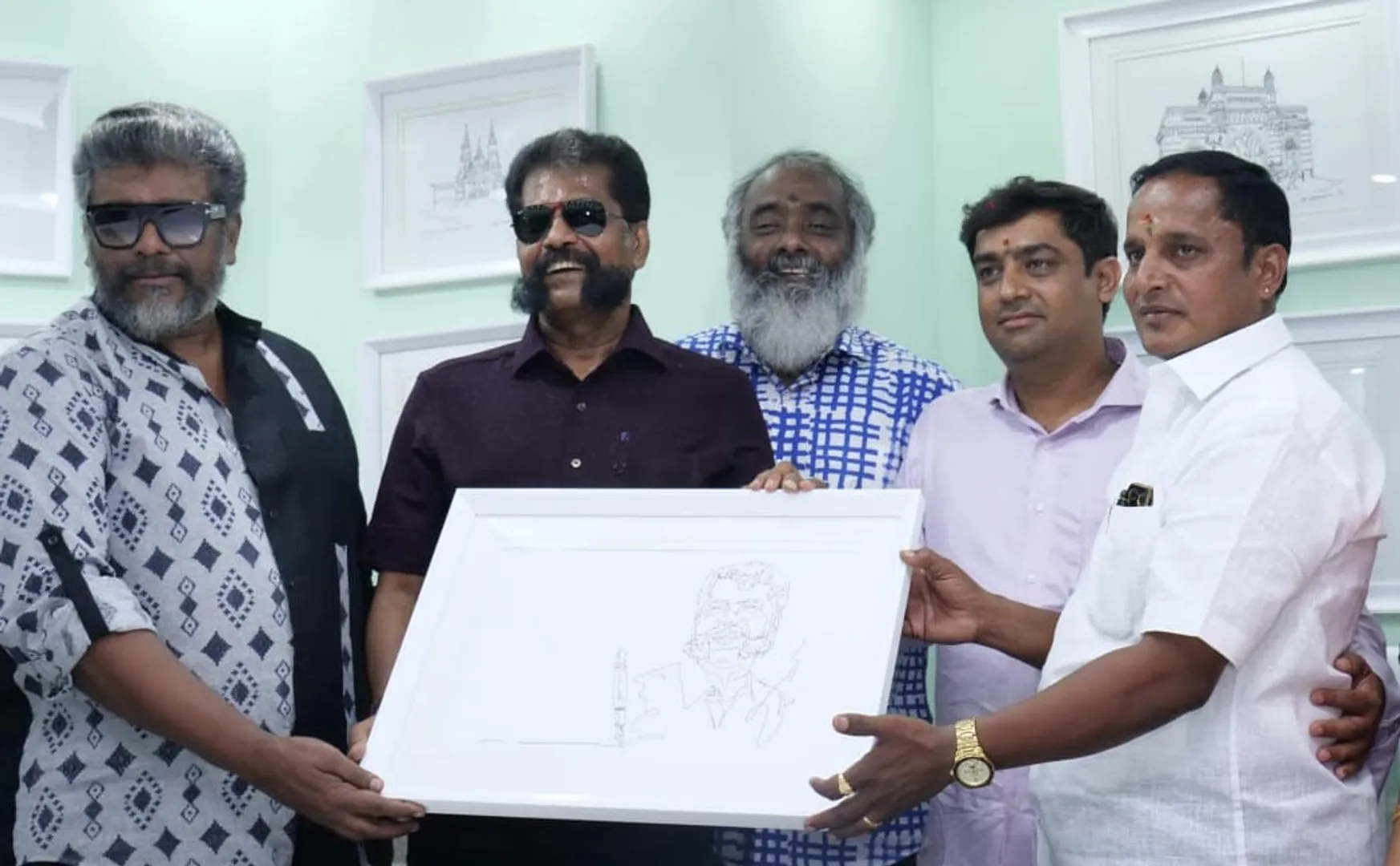 nakkheeran editor in opening ceremony of coffee shop