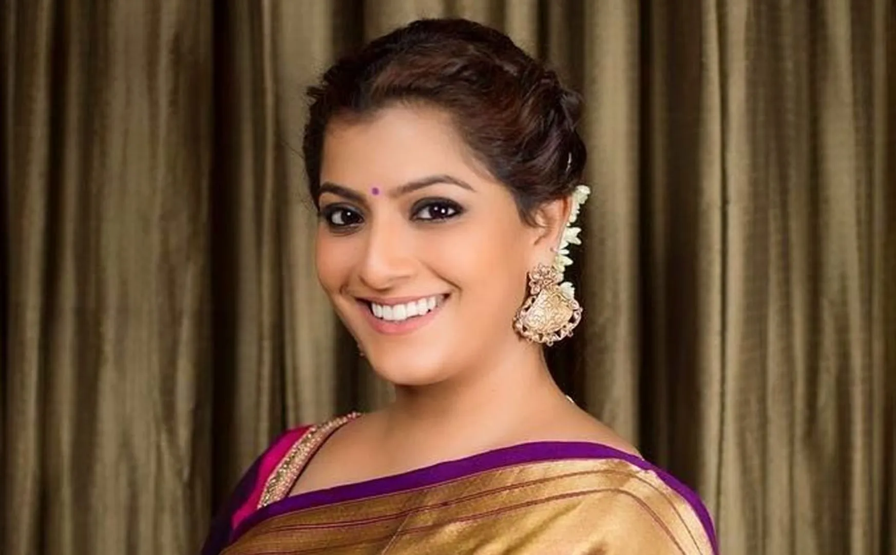varalakshm sarathkumar engagement