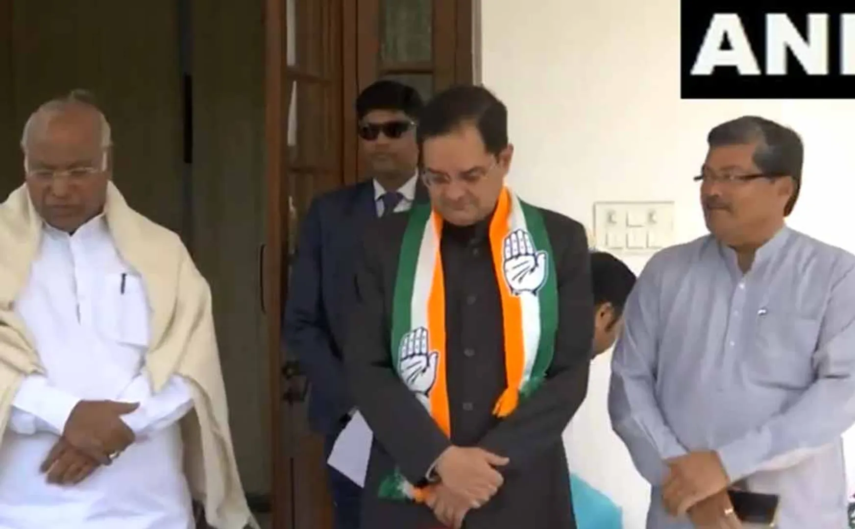 BJP MP joined the Congress party 