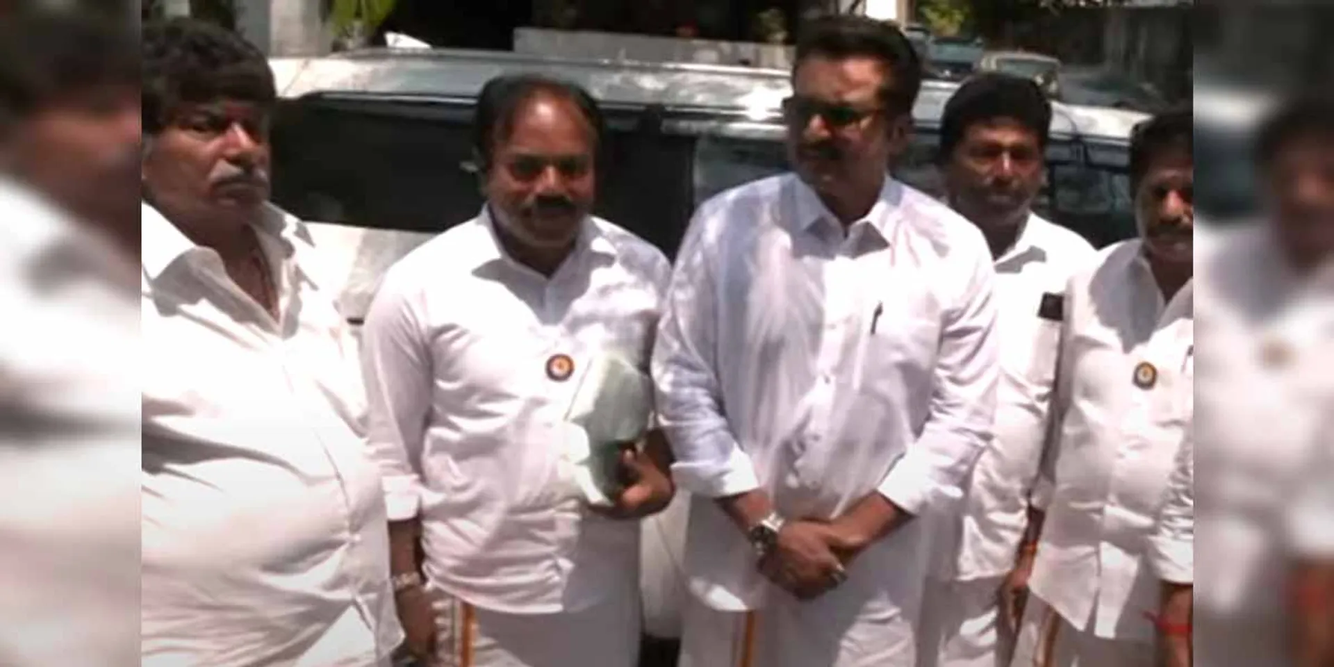  Sarathkumar came to the BJP office