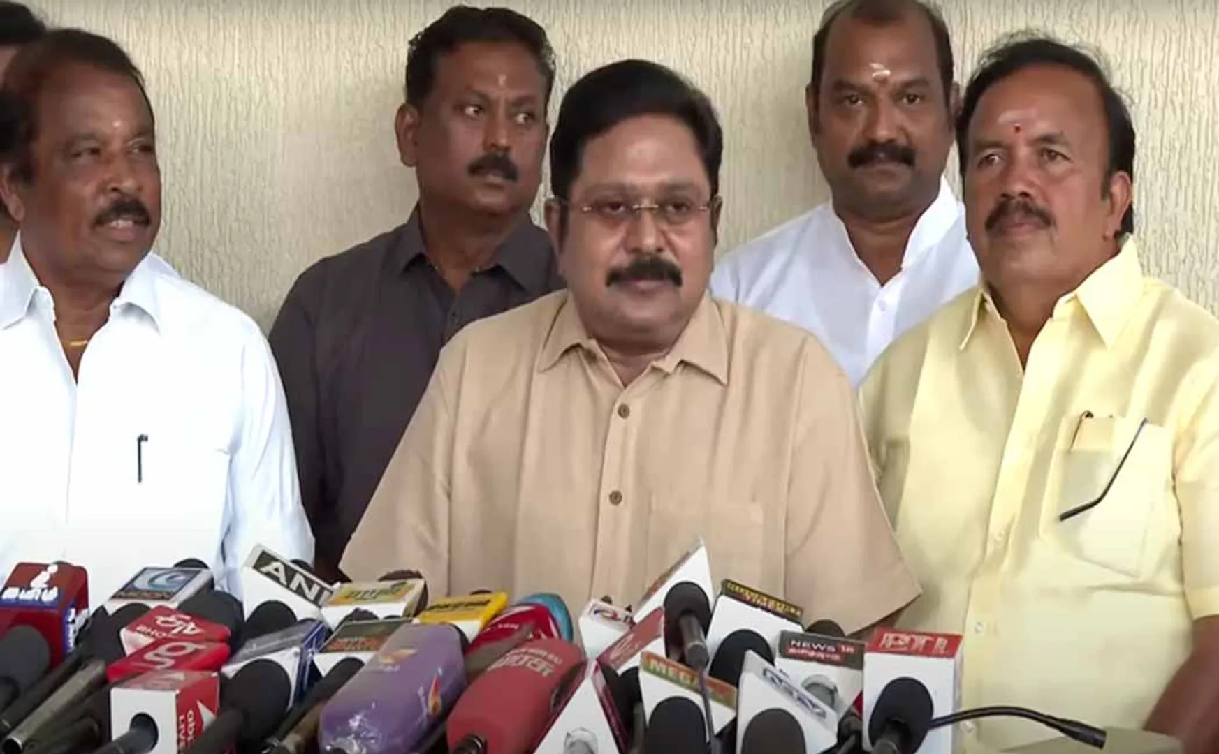 tTV Dinakaran confirmed for AMmK alliance with BJP