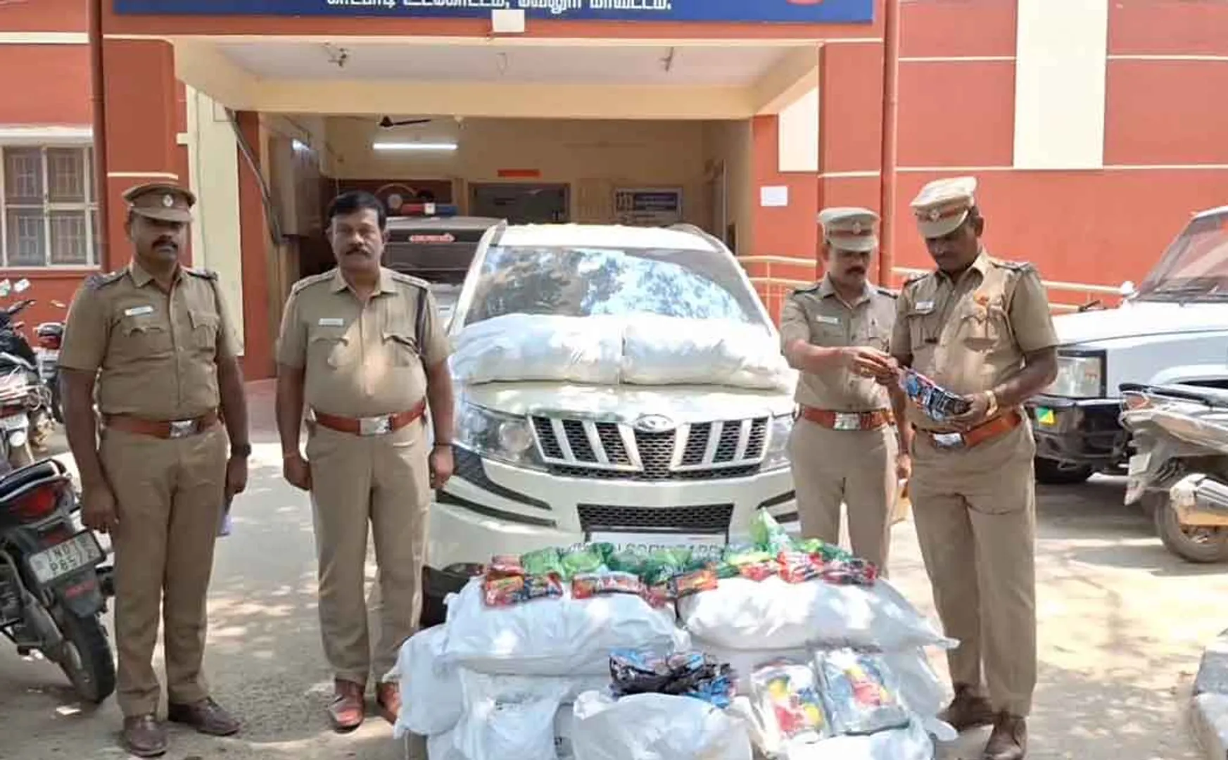 Police seized tobacco worth 605 kg near Vellore