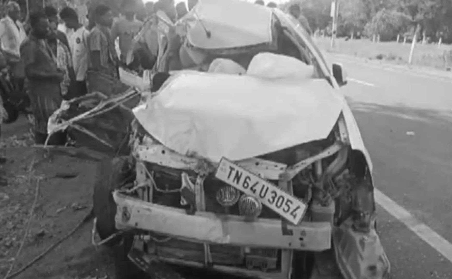 Car-Lorry Collision incident Tragedy happened to the district education officer