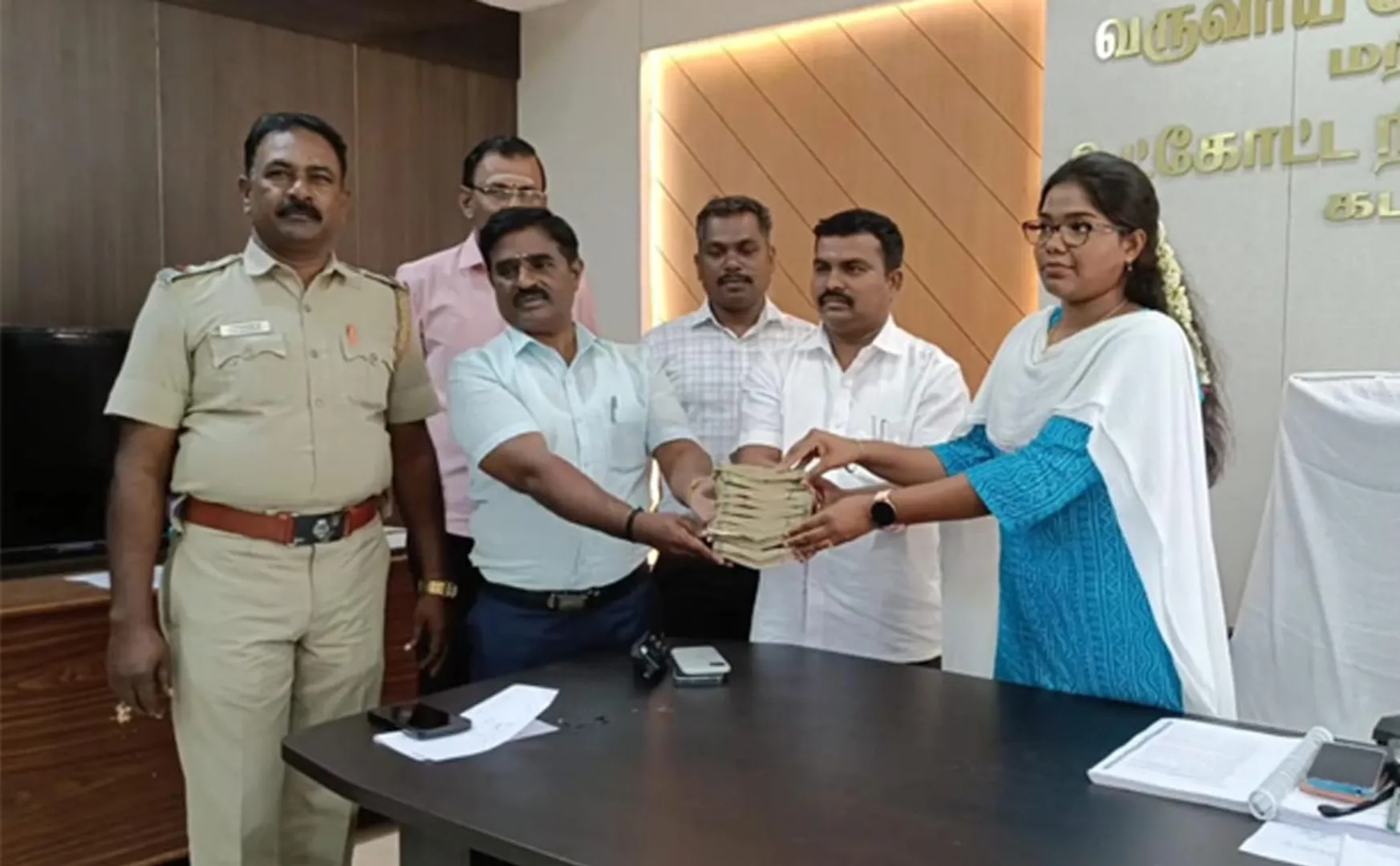 Rs. 5 lakh money brought without proper documents in Cuddalore seized!