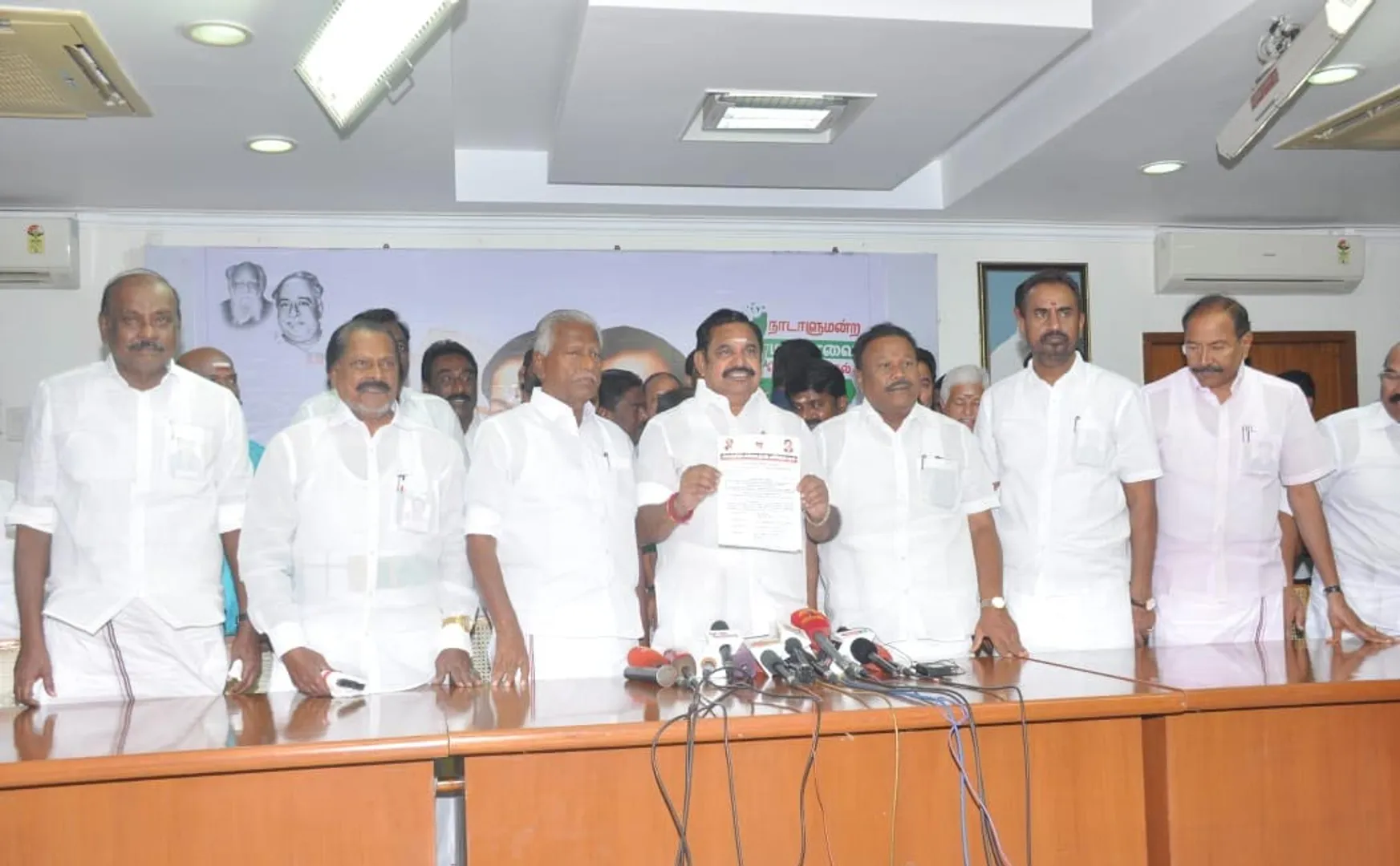 ADMK candidate list released by Edappadi Palaniswami (Pictures)
