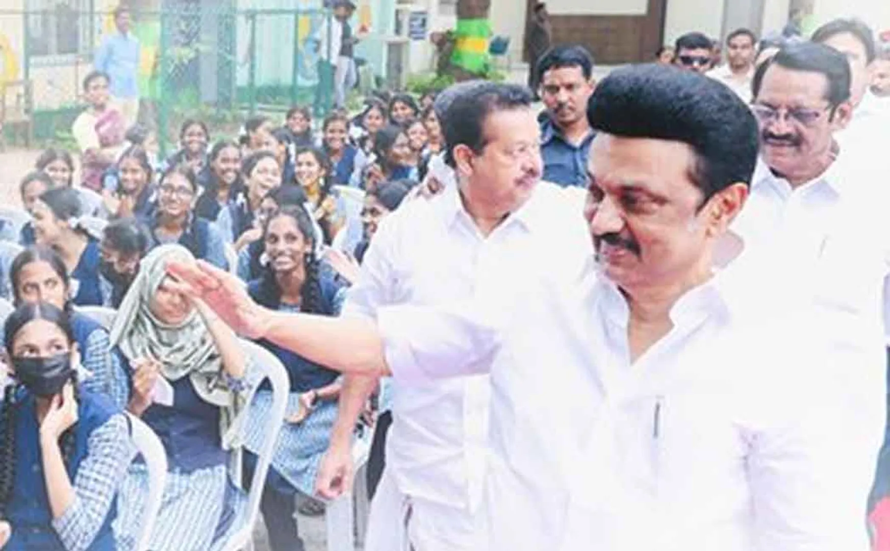 Chief Minister Stalin congratulates students appearing for 10th public exam