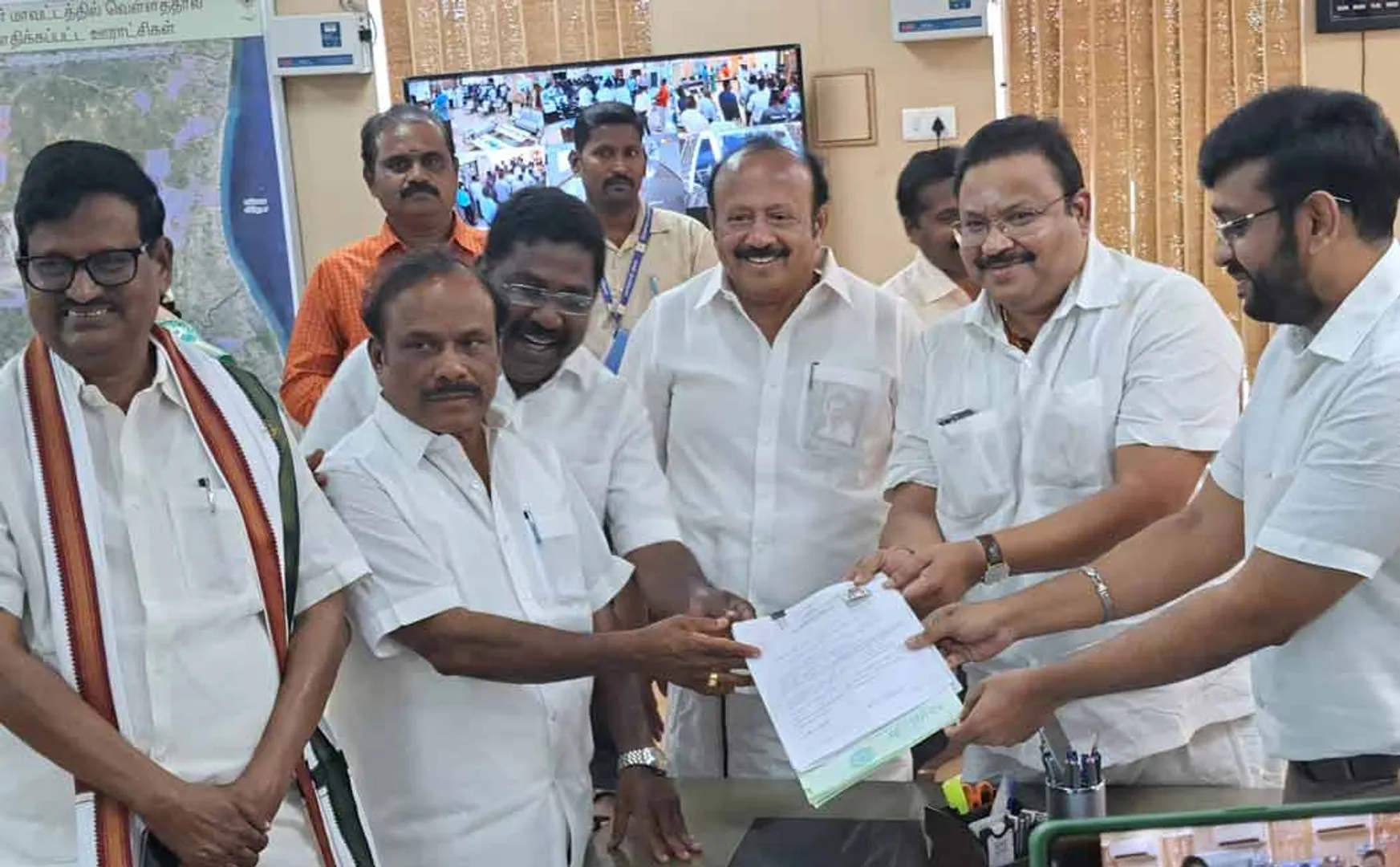 Cuddalore Parliamentary Constituency Congress candidate filing nomination