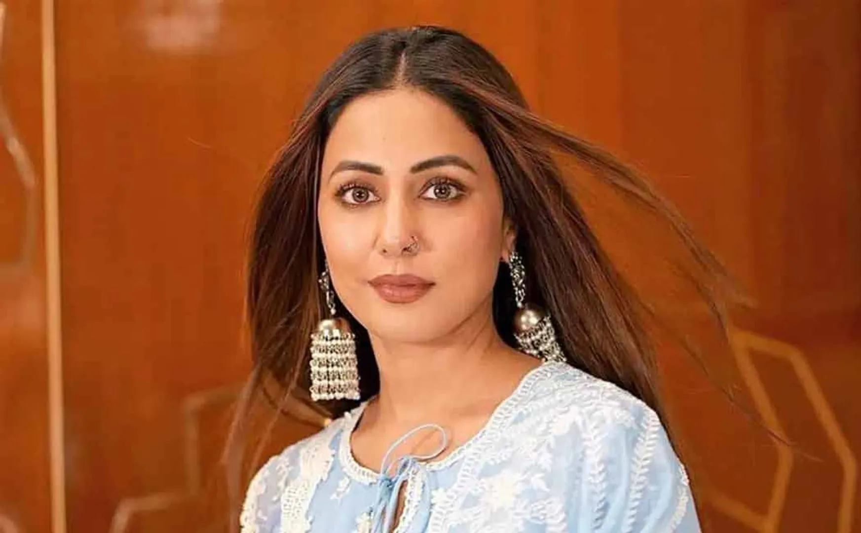 hina khan beggar incident