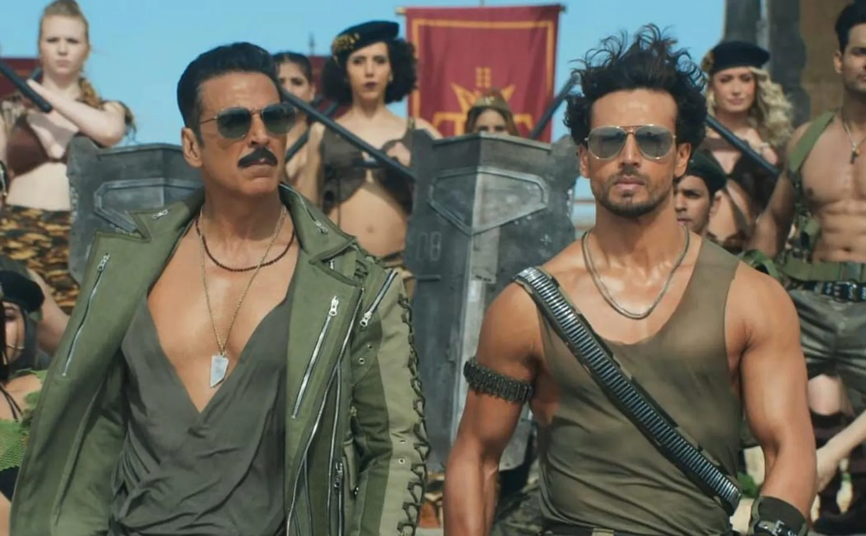 Akshay, Tiger, Prithviraj starring Bade Miyan Chote Miyan upd