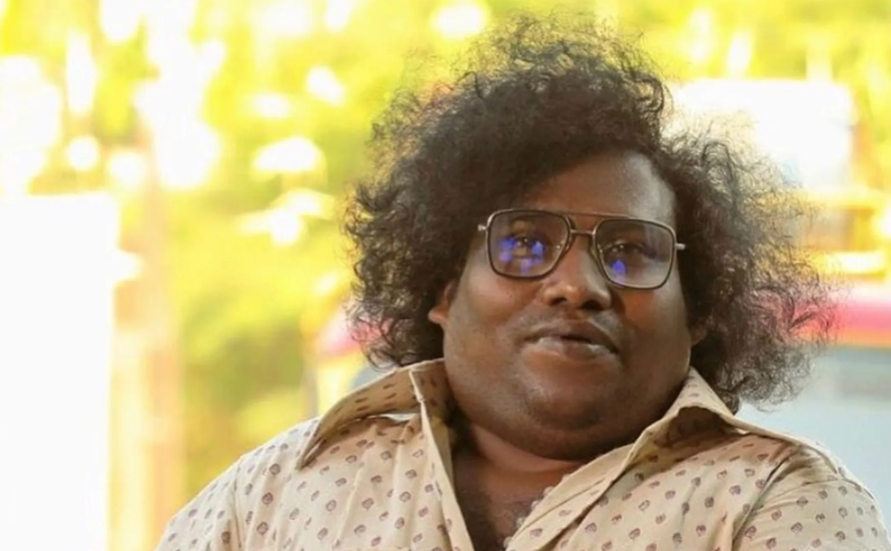 yogi babu appreciate prithviraj aadujeevitham