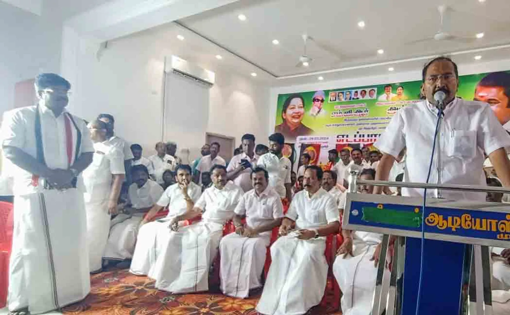  Trichy AIADMK candidate must work together for victory says Thangamani