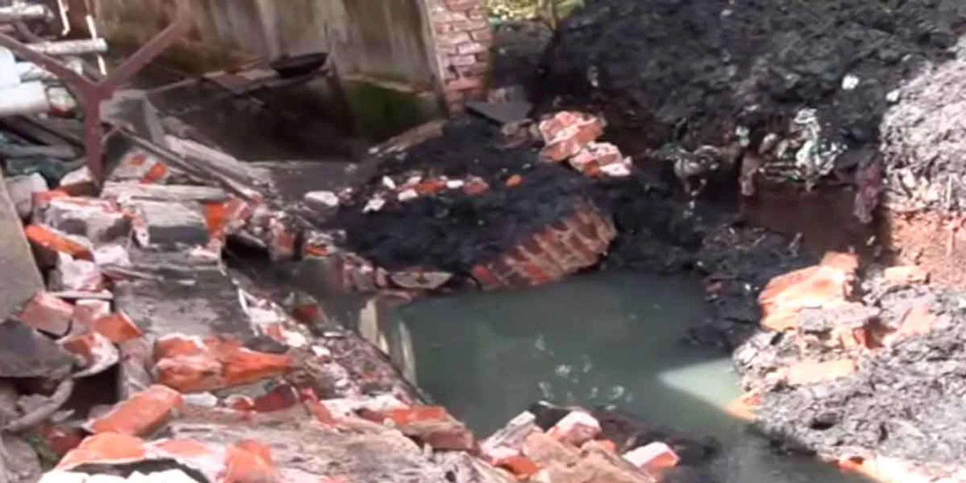  Wall collapse accident; 5 people lost their lives