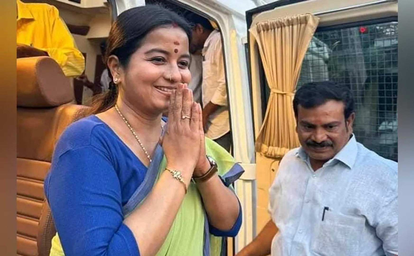 TTV Dhinakaran's wife Anuradha is campaigning in Theni constituency