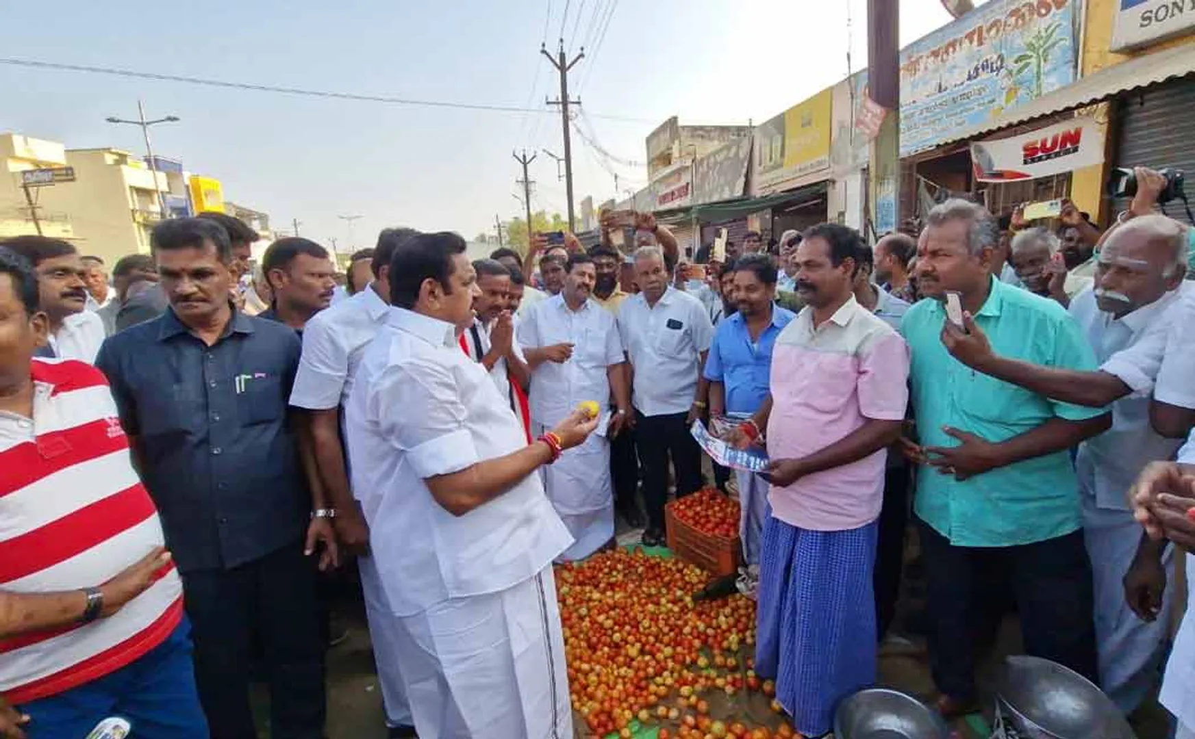 Edappadi Palaniswami, who was in the vegetable market
