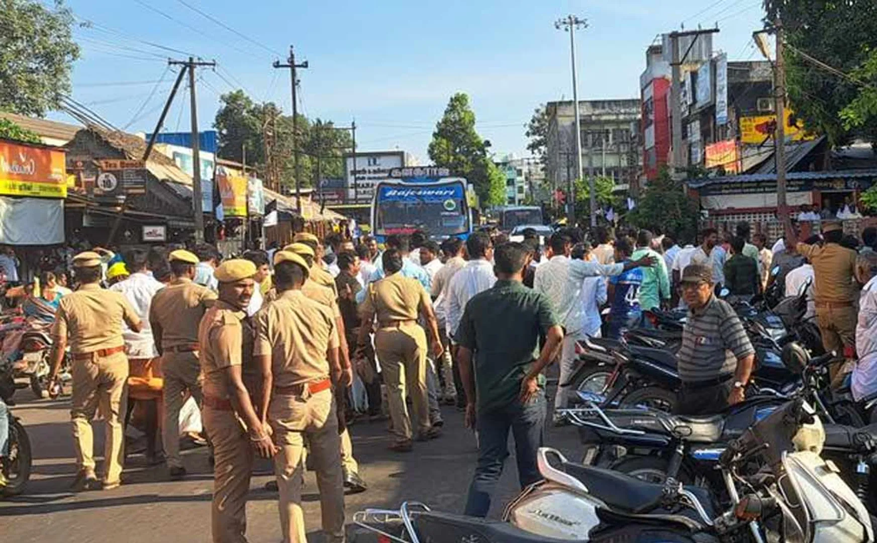 beaten on DMK councilor in Chidambaram