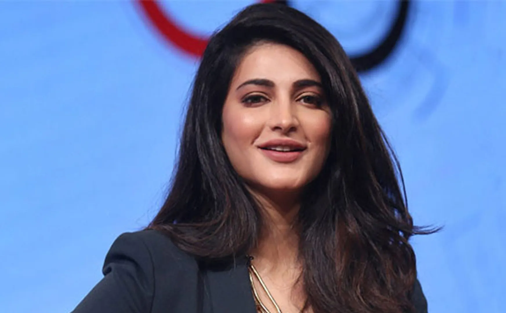 Following Samantha, Shruti Haasan also quit in chennai story