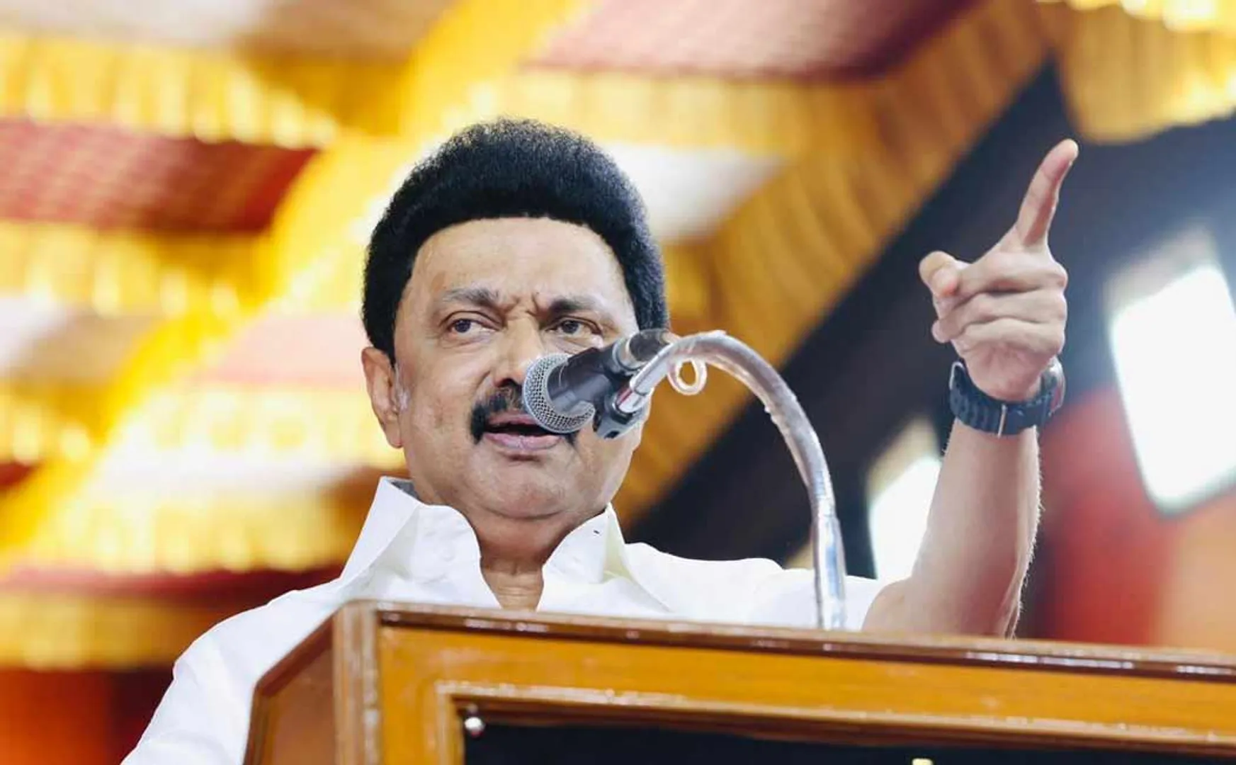 mk stalin BJP has threatened OPS and Dinakaran to contest
