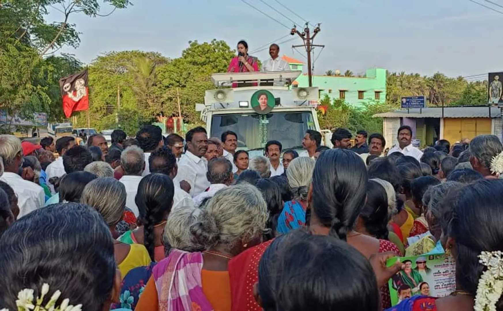 actress Vindhya said Congress party has no leadership, no leader  
