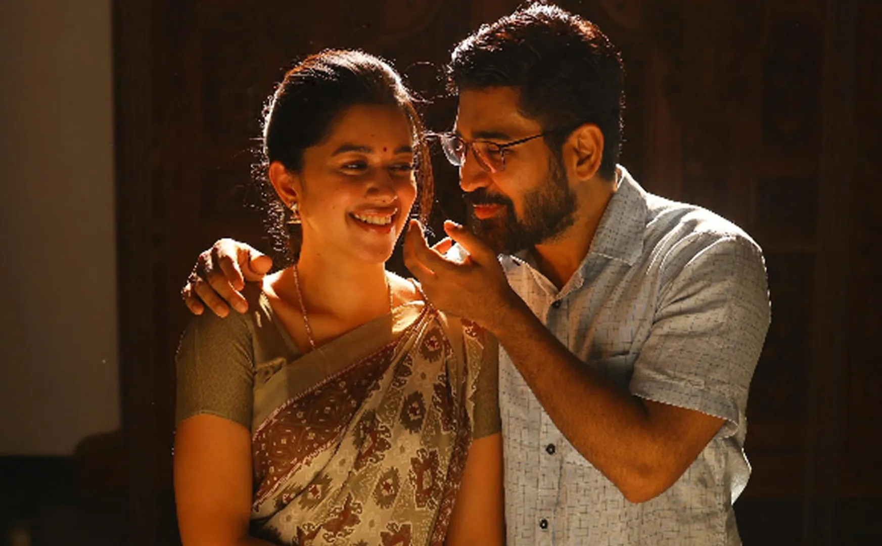 vijay antony mirnalini ravi romeo movie review