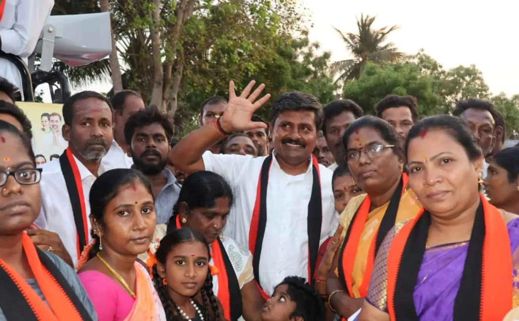 Soundarapandian MLA Propaganda in support of Arun Nehru.  