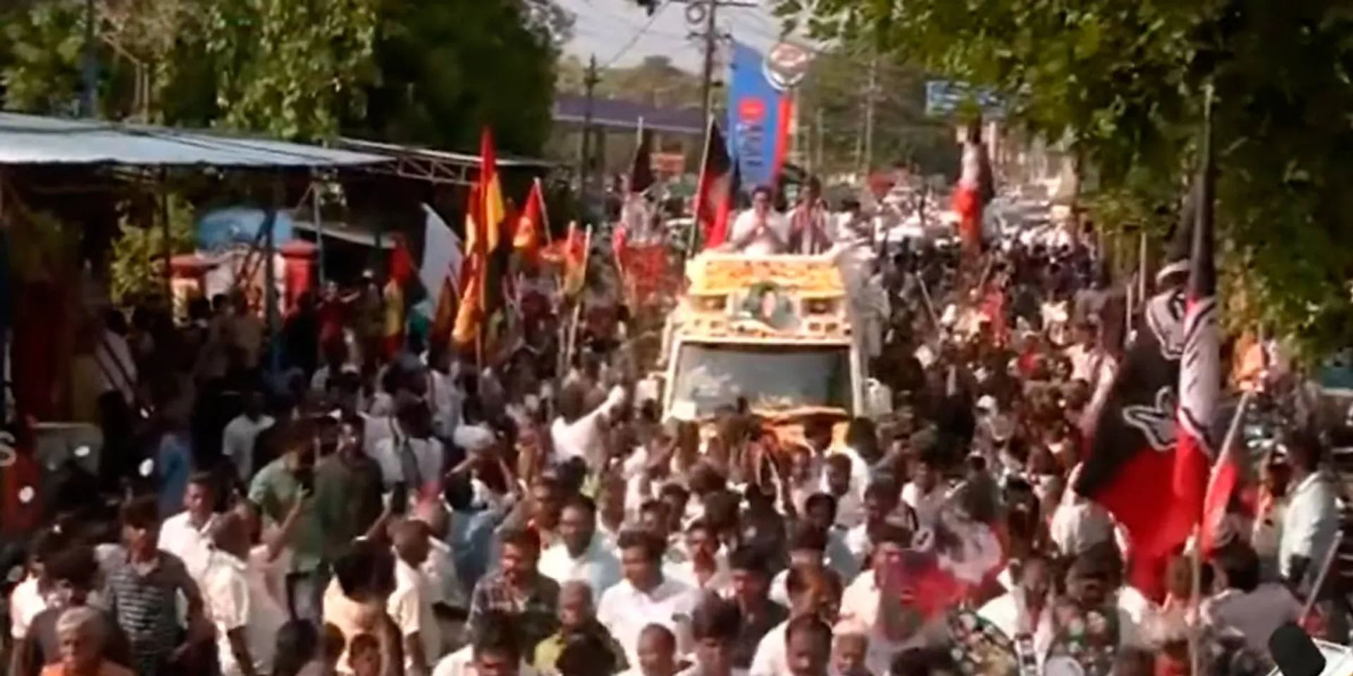  Final campaign; Edappadi 'Road Show' in Salem