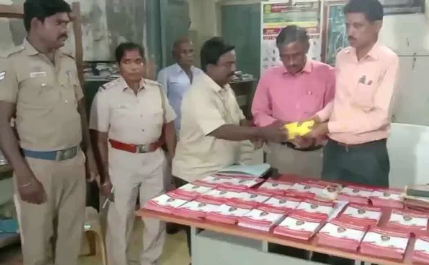 IJK party executive house toilet Rs 1 lakh seized