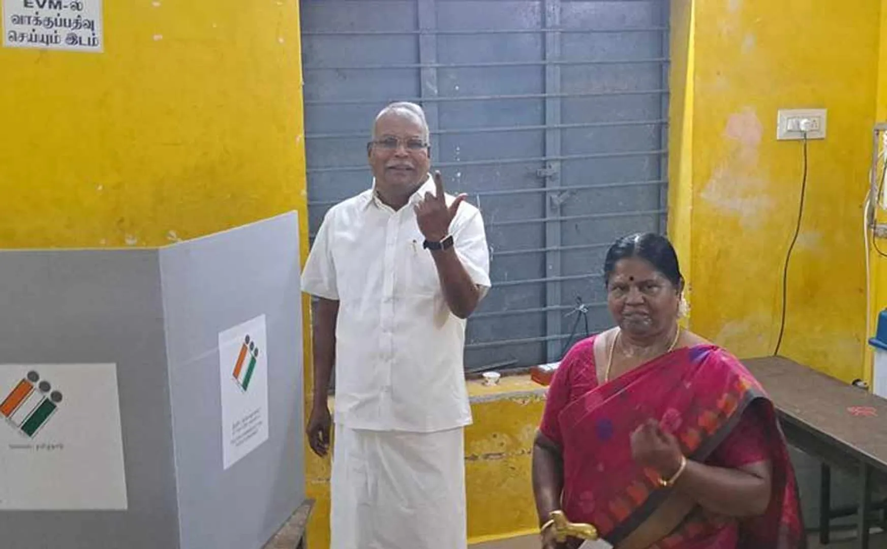 State Secretary of the Communist Party of India in Chidambaram K. Balakrishnan voted