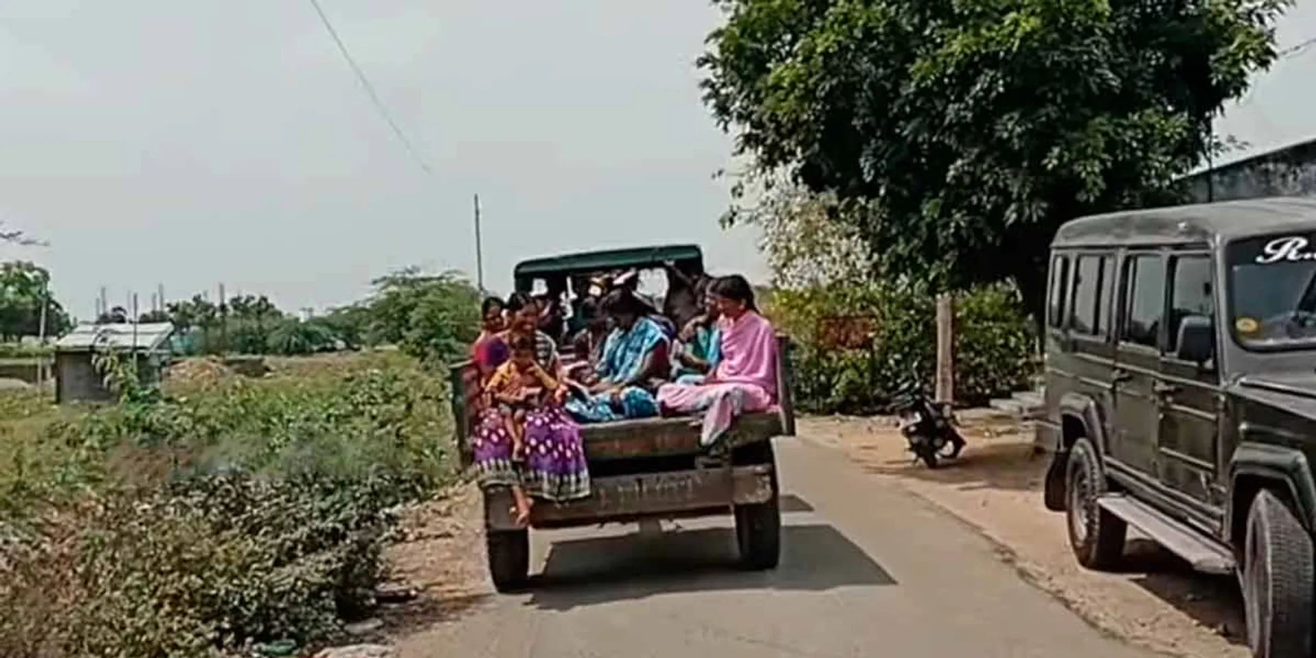 '90 people in the same family'-incident of carting and coming to vote