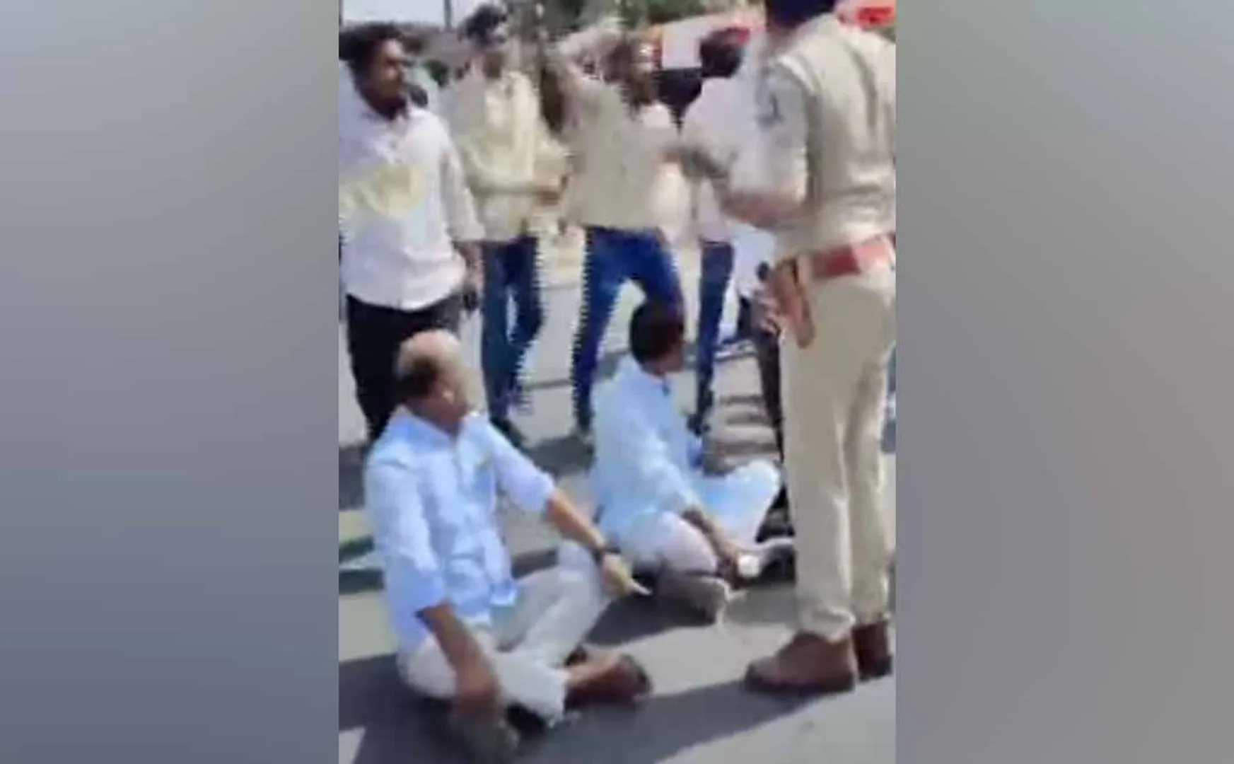 Struggle intensifies in Gujarat BJP in crisis