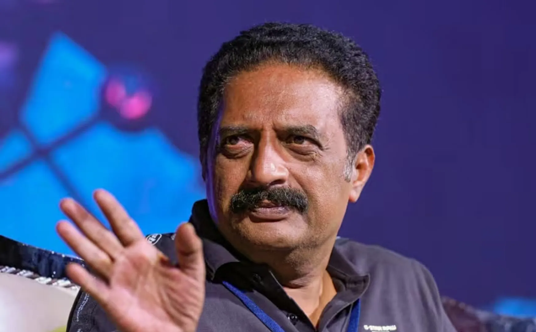 Prakash Raj condemns pm modi spech