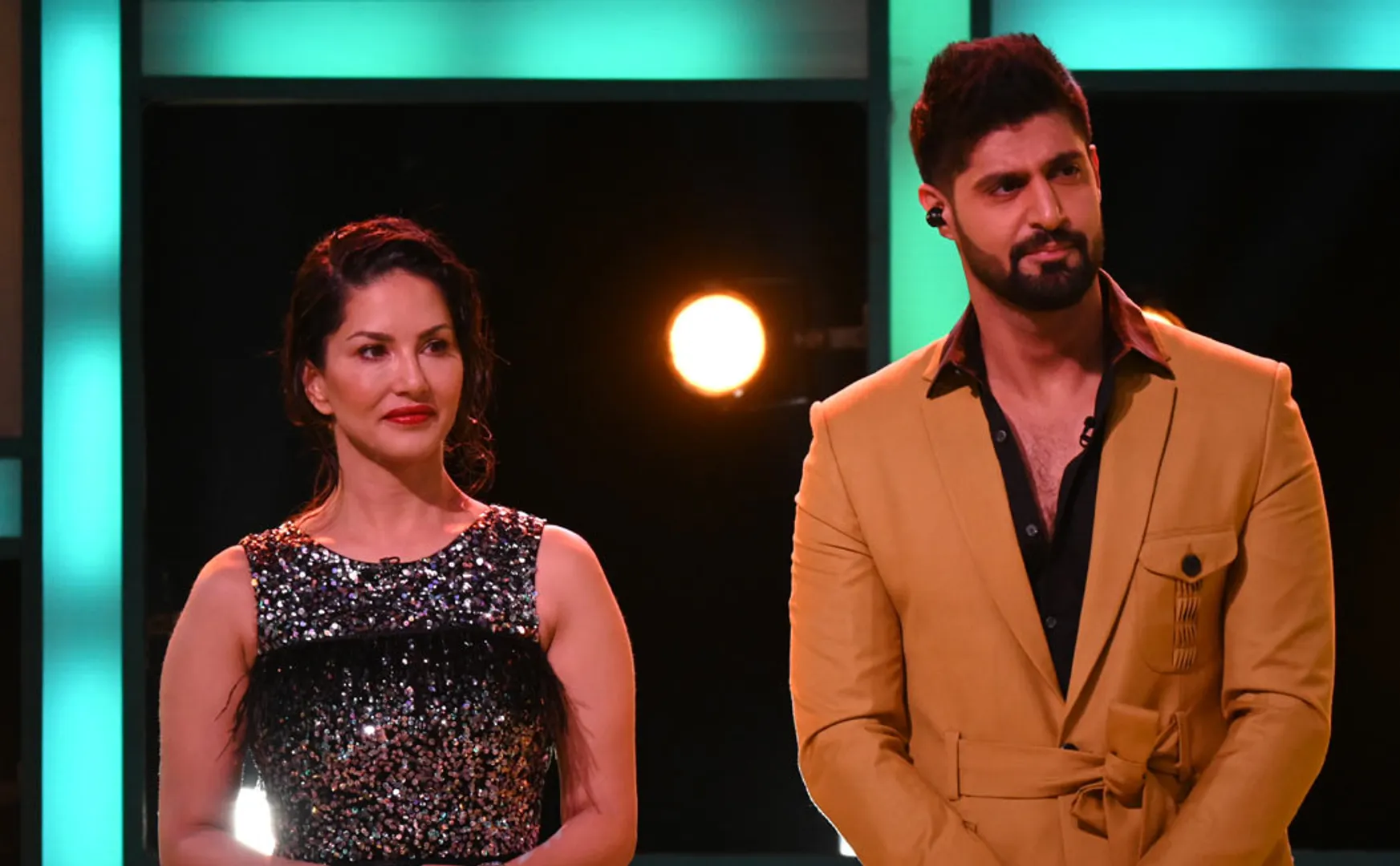 sunny leone show will telecast in tamil 
