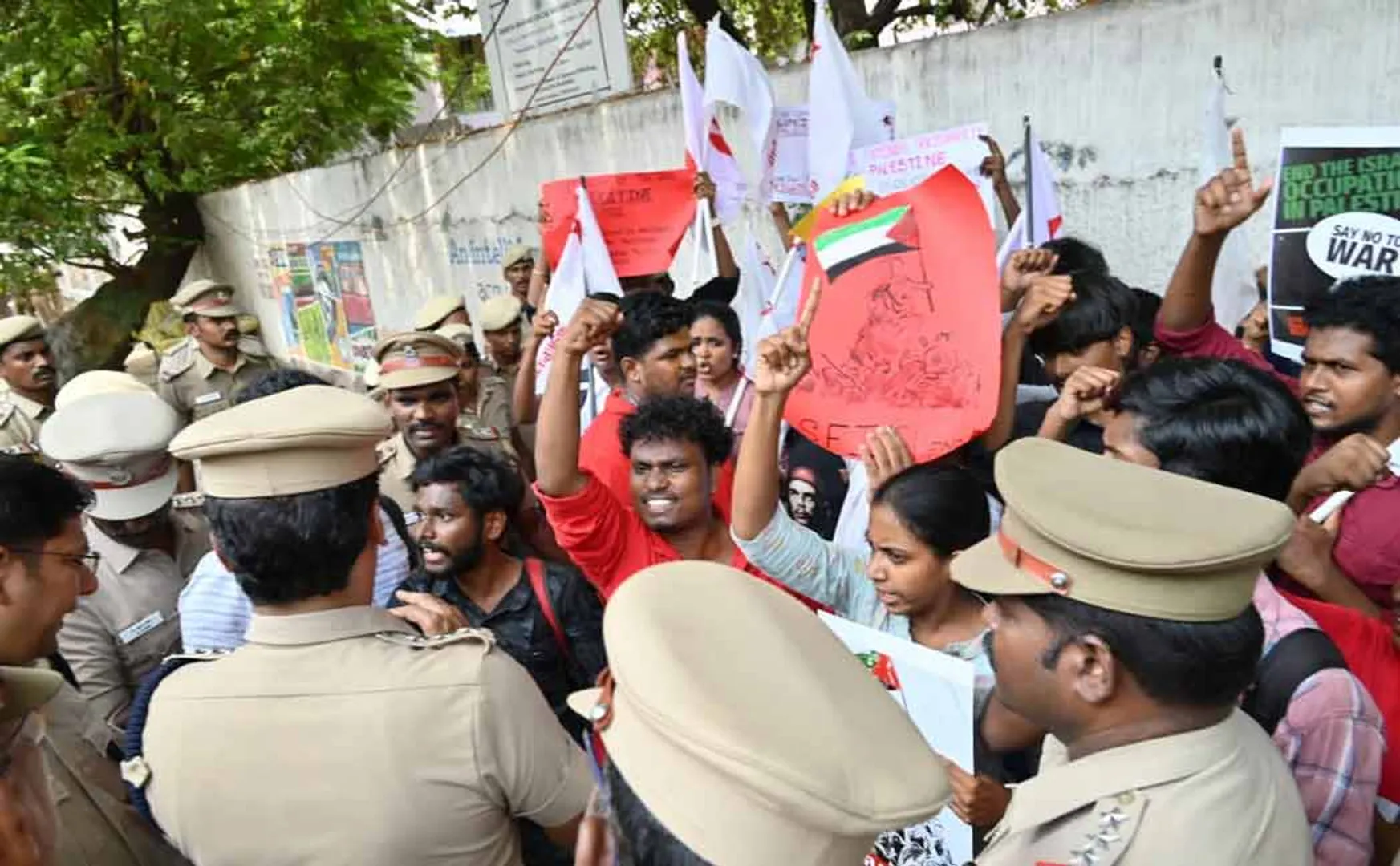 Indian Students Union protests against US for Incident students (Pictures)