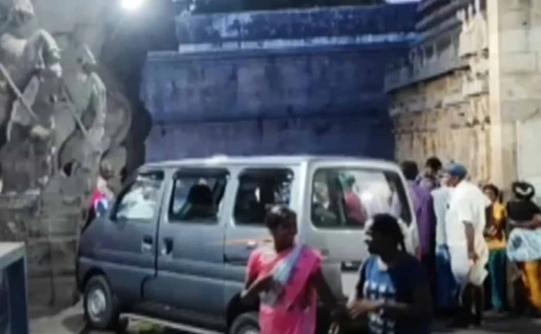 Accelerator in response to brake; A car entered the temple