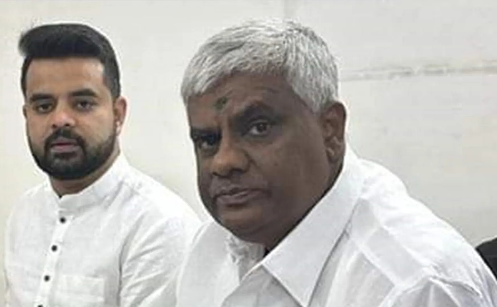 Woman complains against  prajwal revanna and revanna to Mother was incident happened