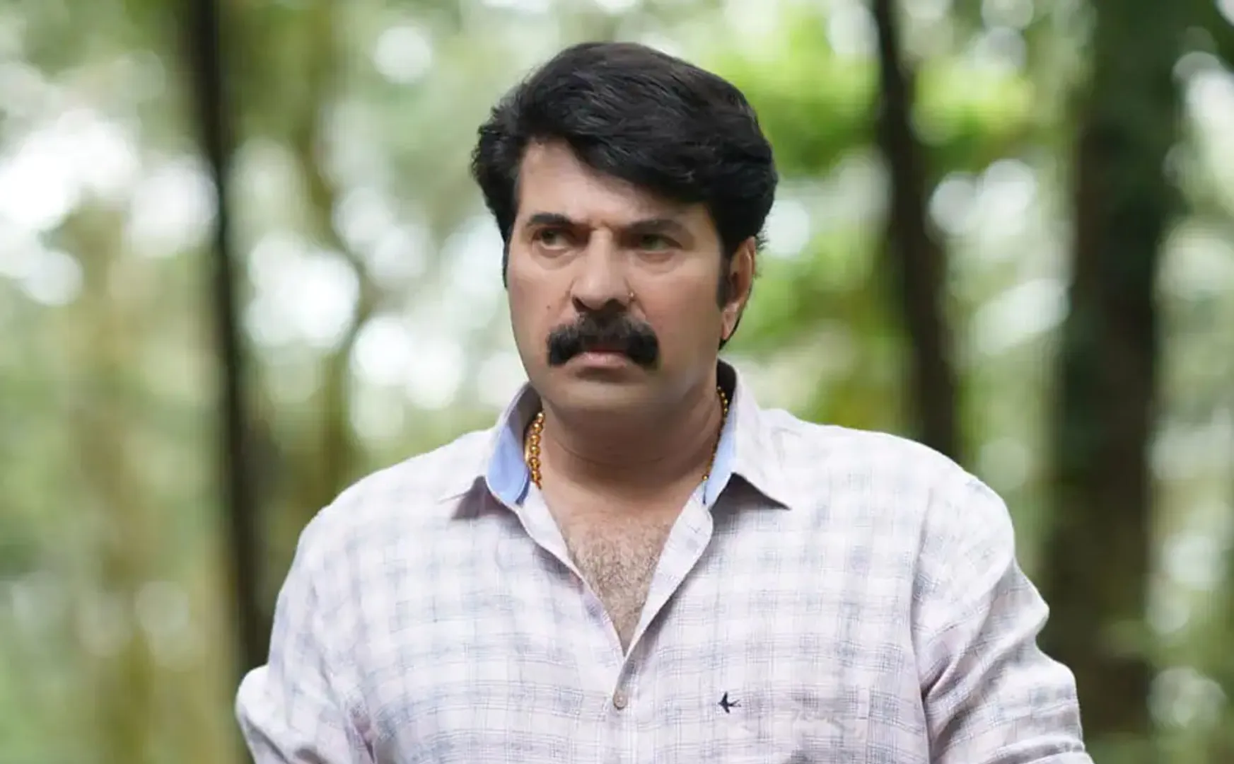 cpim leaders, supports mammooty for puzhu movie issu