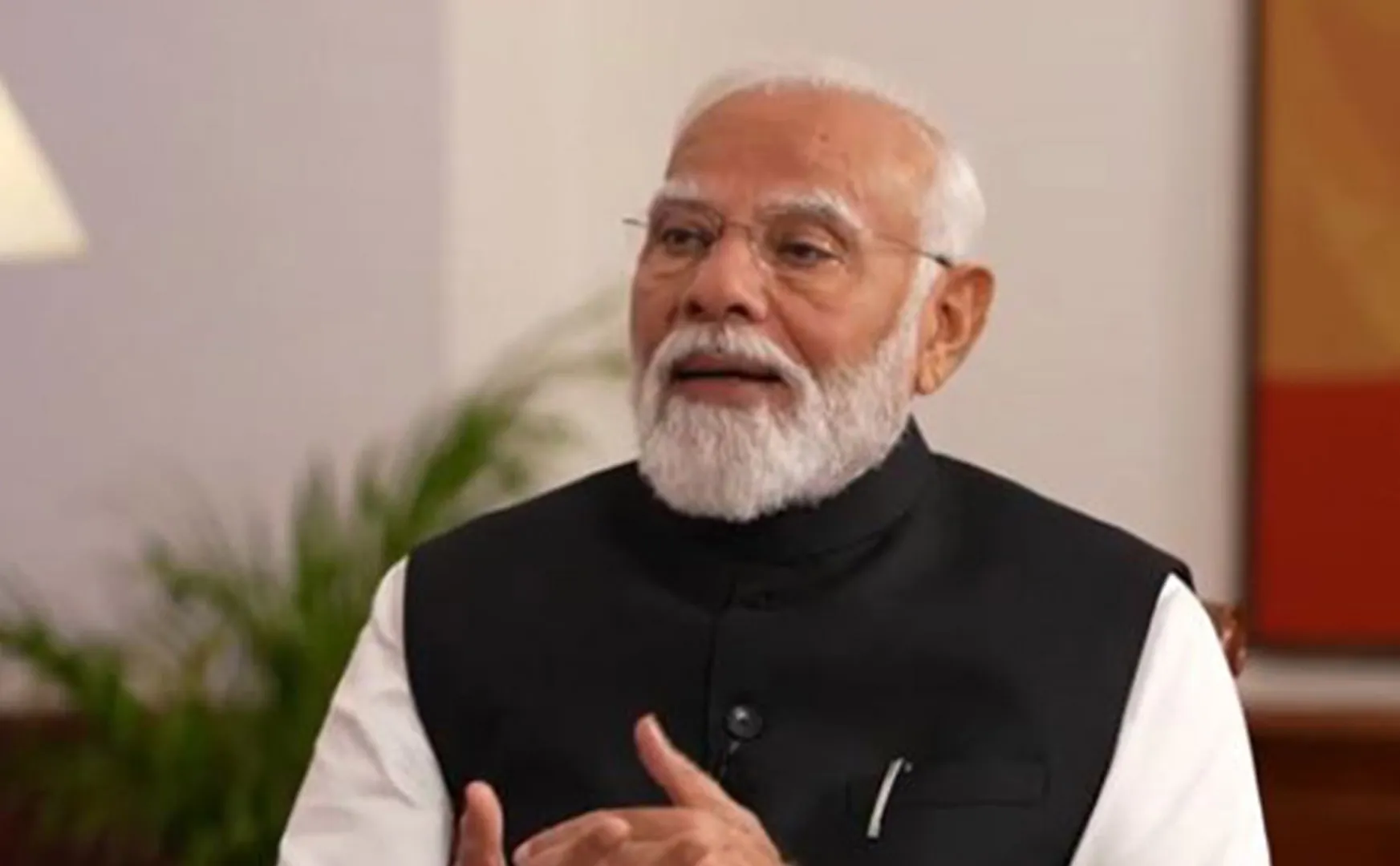  PM Modi's reply on Why not meet journalists?