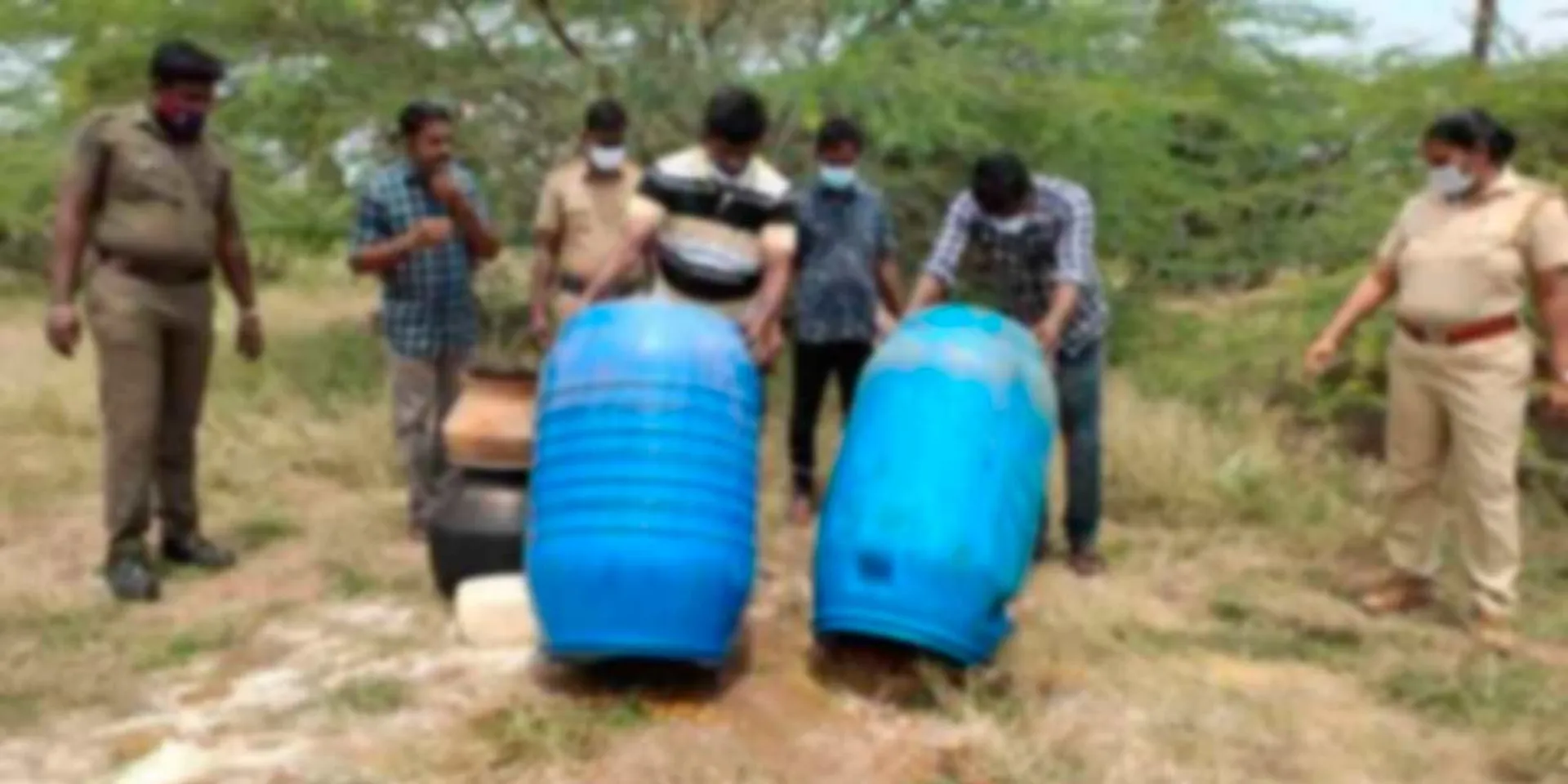 A series of raids on the hills; Destruction of 5200 liters of adulterated liquor