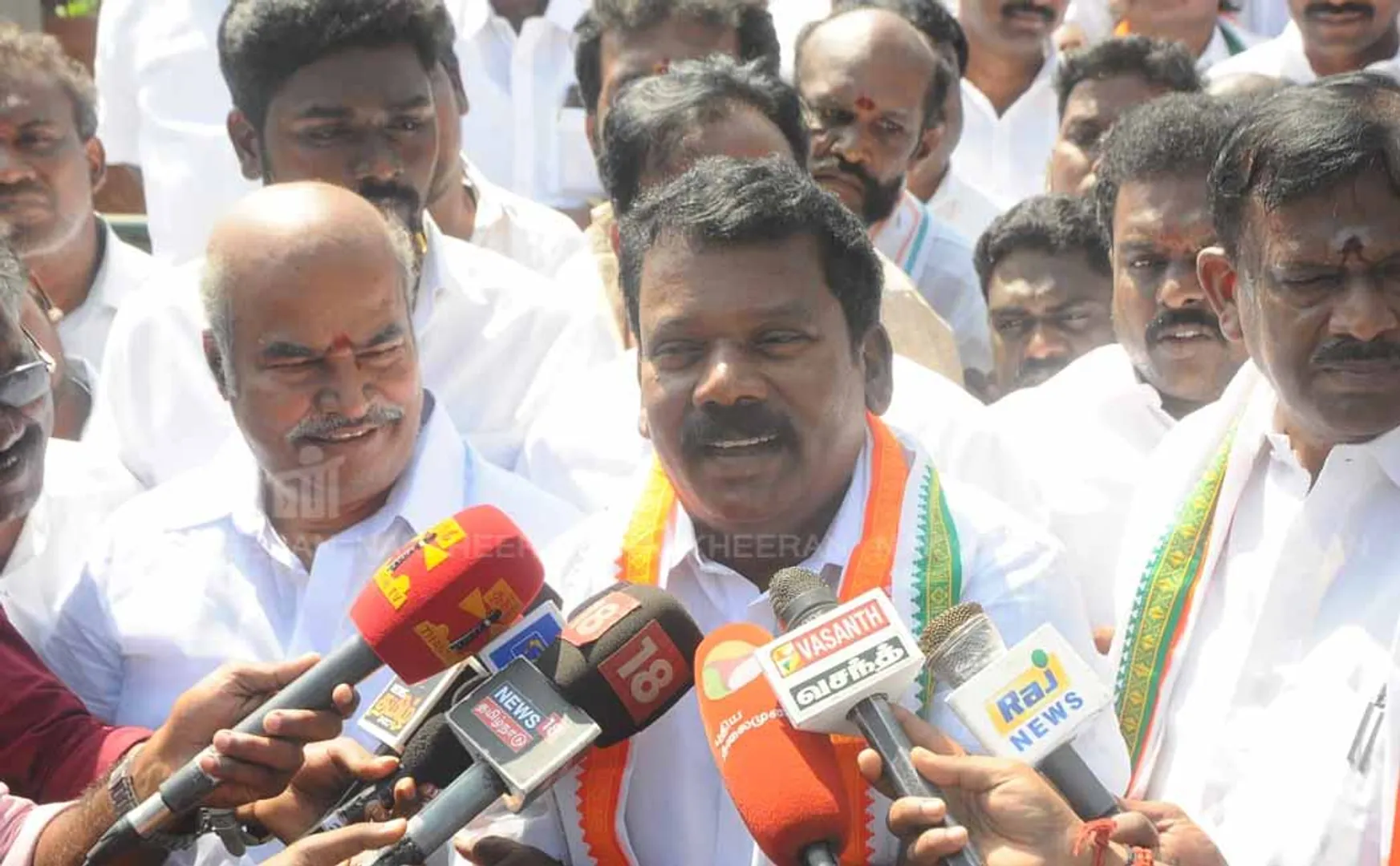 Kerala govt attempt to build a new dam Selvaperunthakai strongly condemned