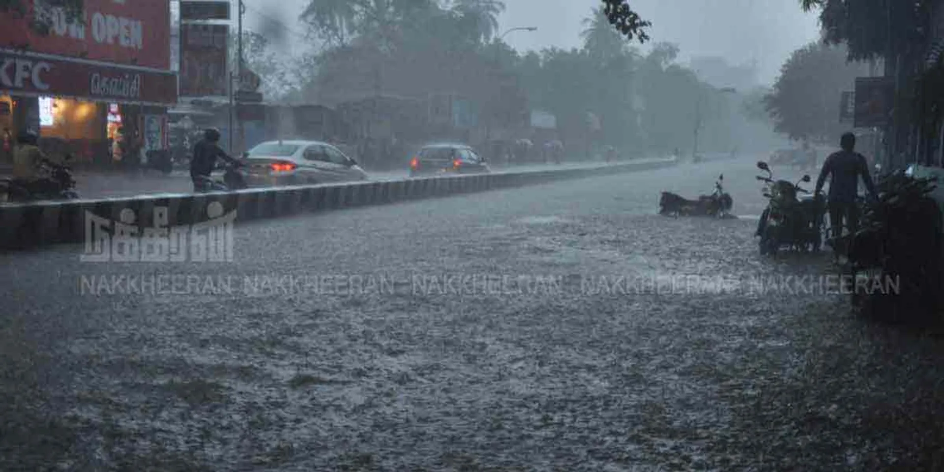 Alert for 8 districts; Widespread rain in Chennai
