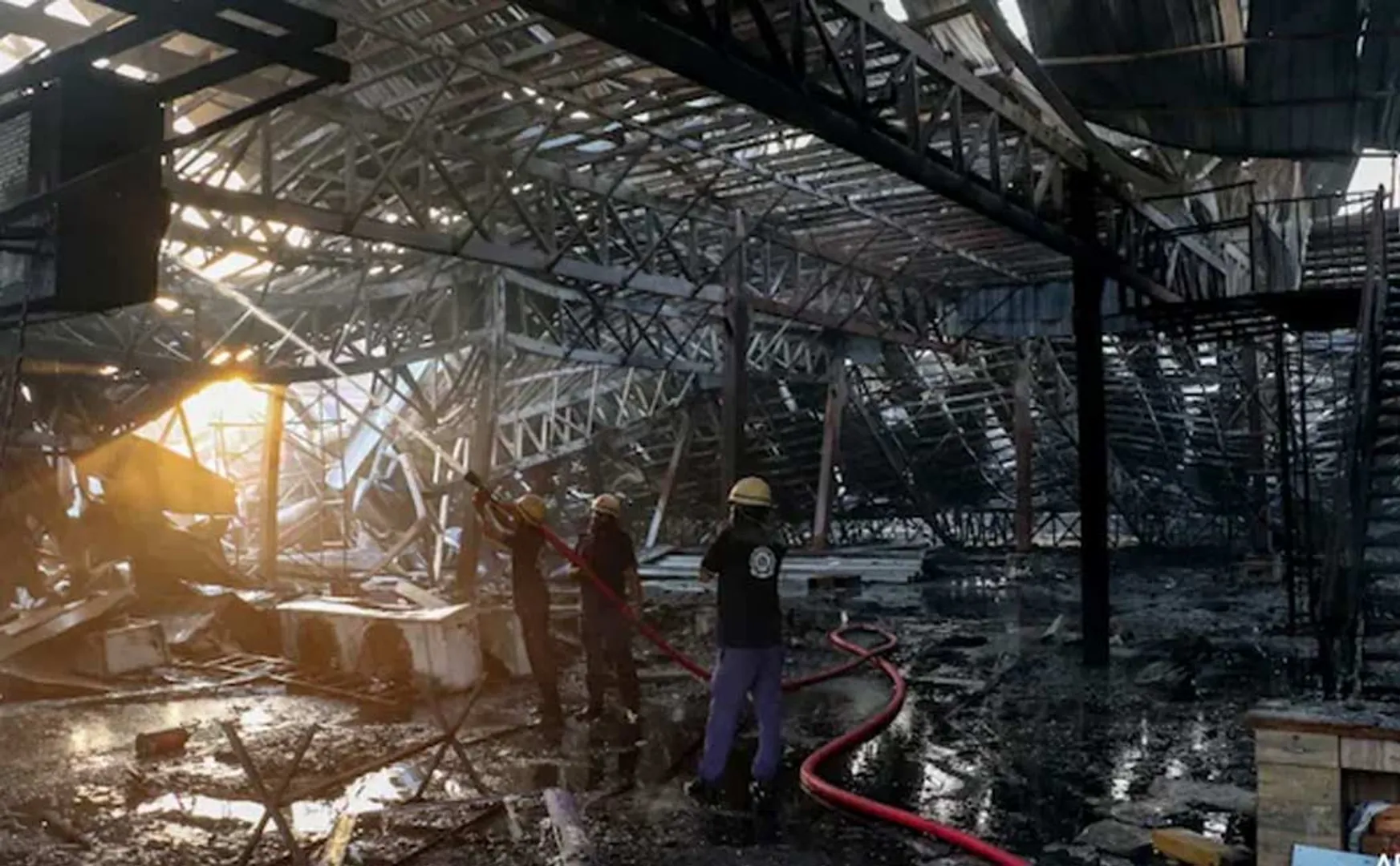 court condemns on We don't trust Gujarat government for Fire incident 